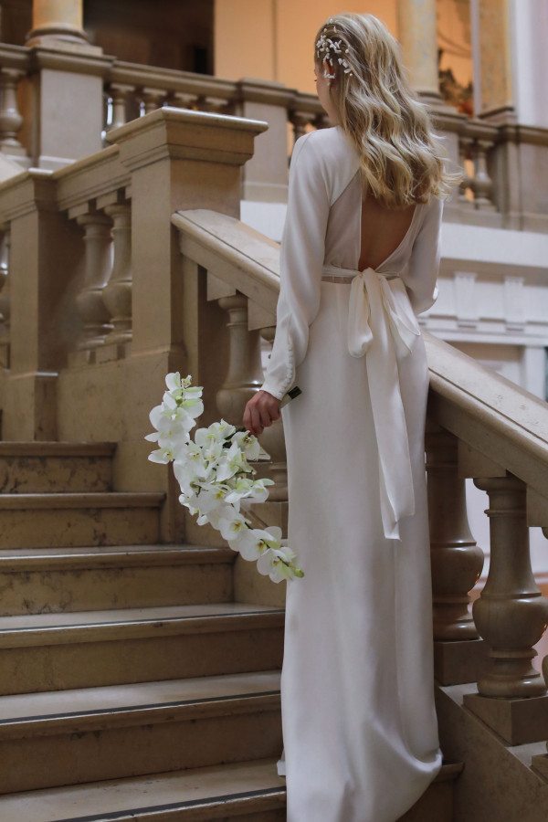 Beauty Dina Khmylova