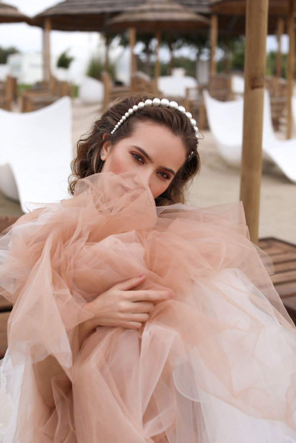 Beauty Dina Khmylova