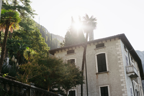 A Lake Como Love Story | Emily Li | THE WED