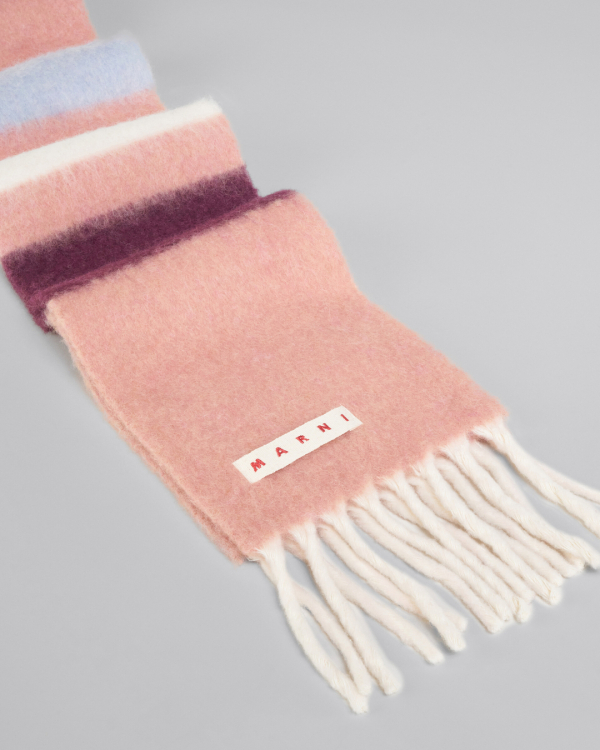 Scarves to Stay Cozy this Fall