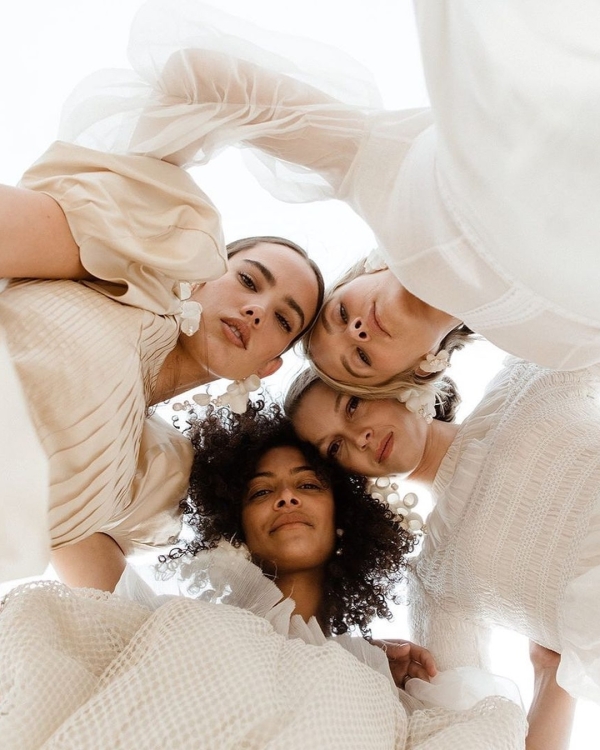 Engagement Party Etiquette | Who Throws The Engagement Party | Who Should be Invited | Planning Guide