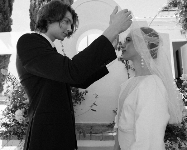 Wedding Editorial in Portuguese Winelands