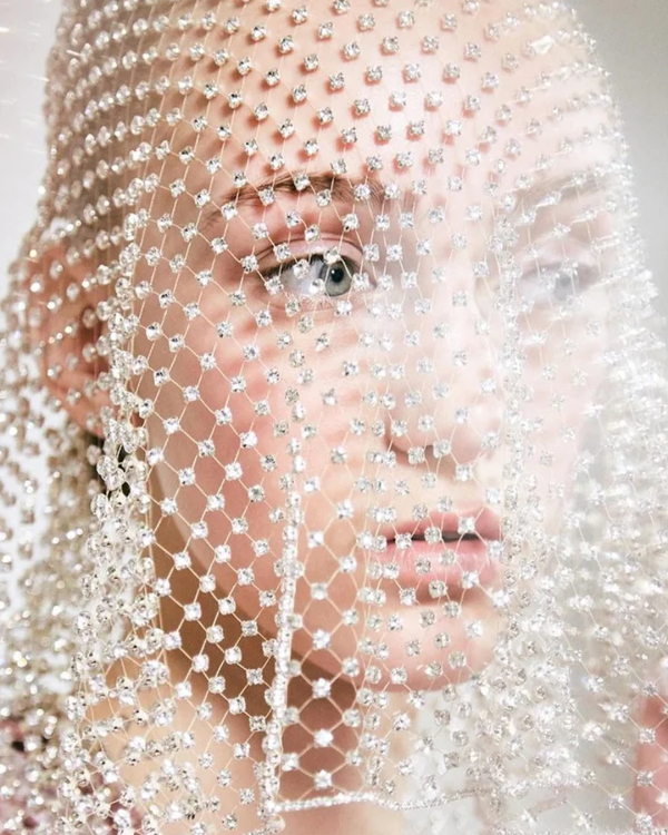 Non-Classic Veils for Brides