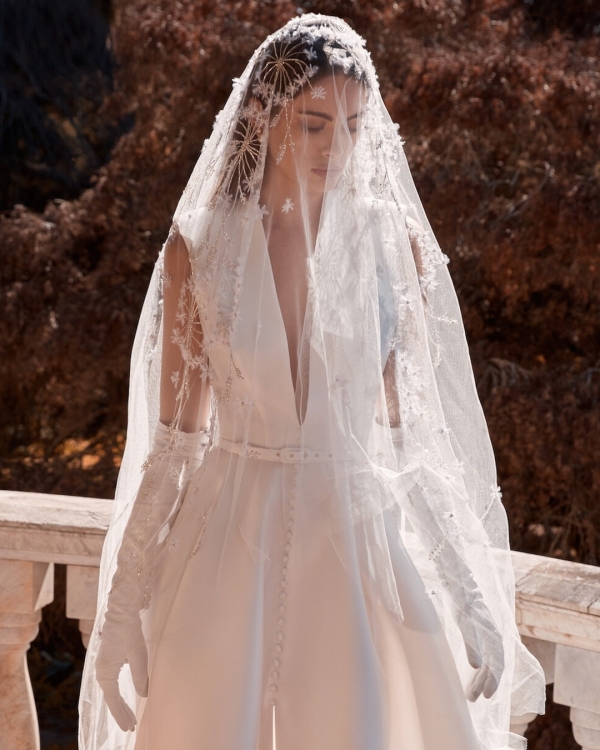 Non-Classic Veils for Brides