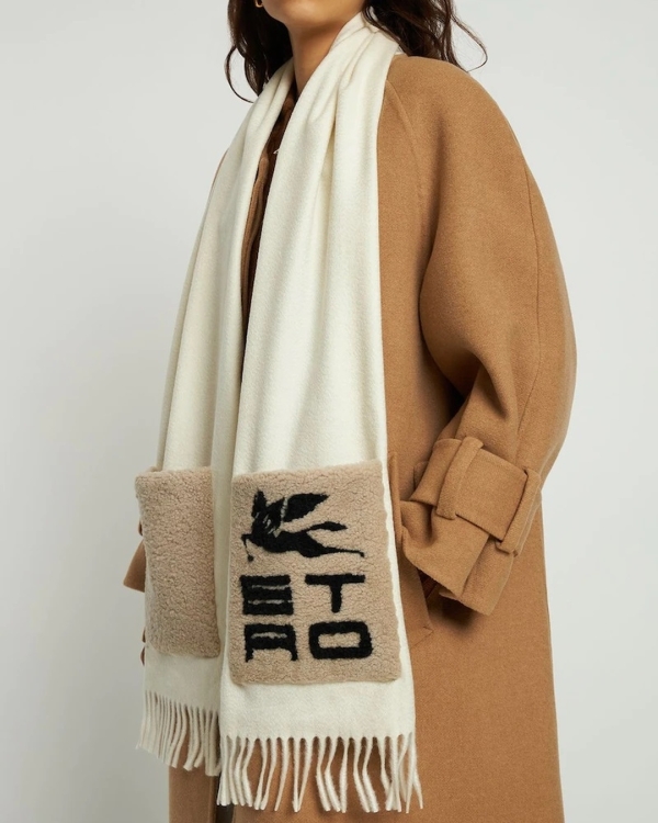 Scarves to Stay Cozy this Fall