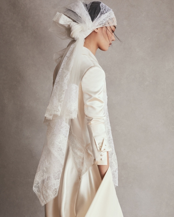 Non-Classic Veils for Brides