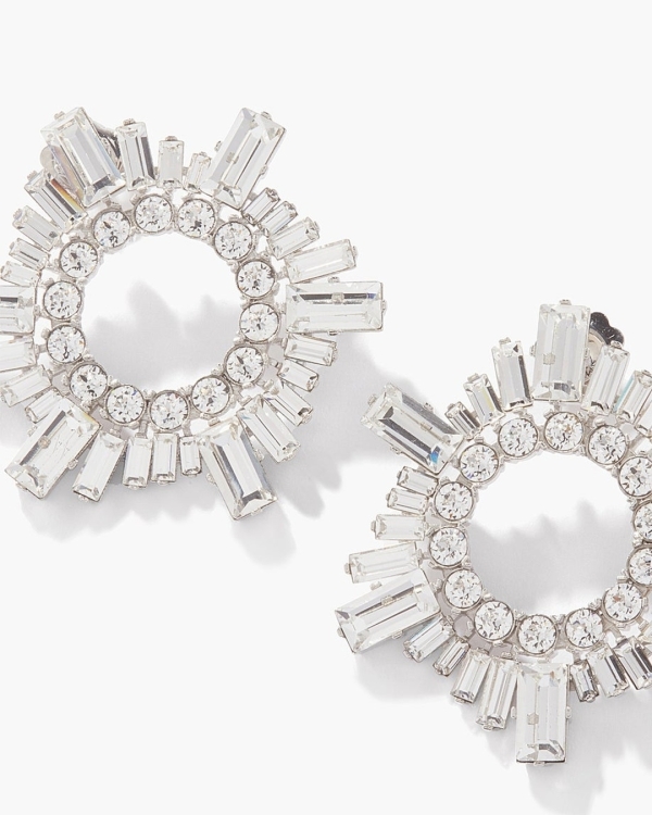 Top 16 Stylish Earrings for Brides | Best Modern Wedding Earrings for Bride