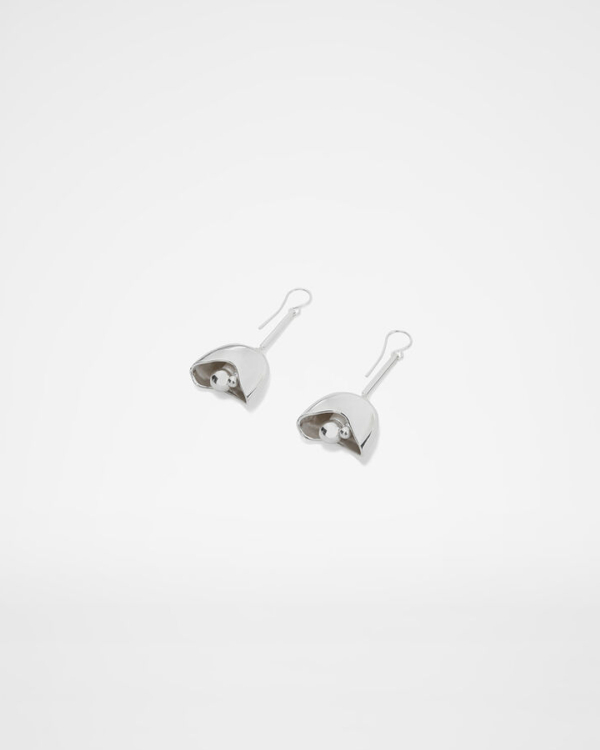 Top 16 Stylish Earrings for Brides | Best Modern Wedding Earrings for Bride