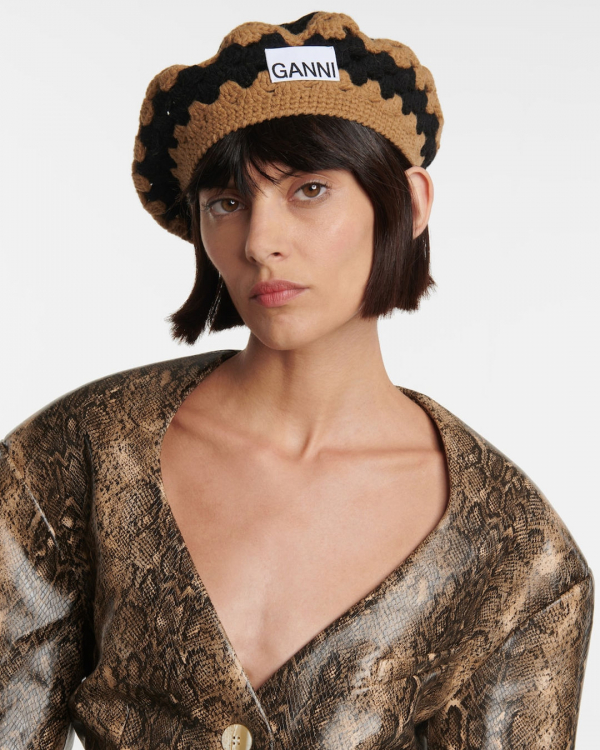 Fall Trendy Headwear Pieces for Women | Fashionable Autumn Hats for Ladies