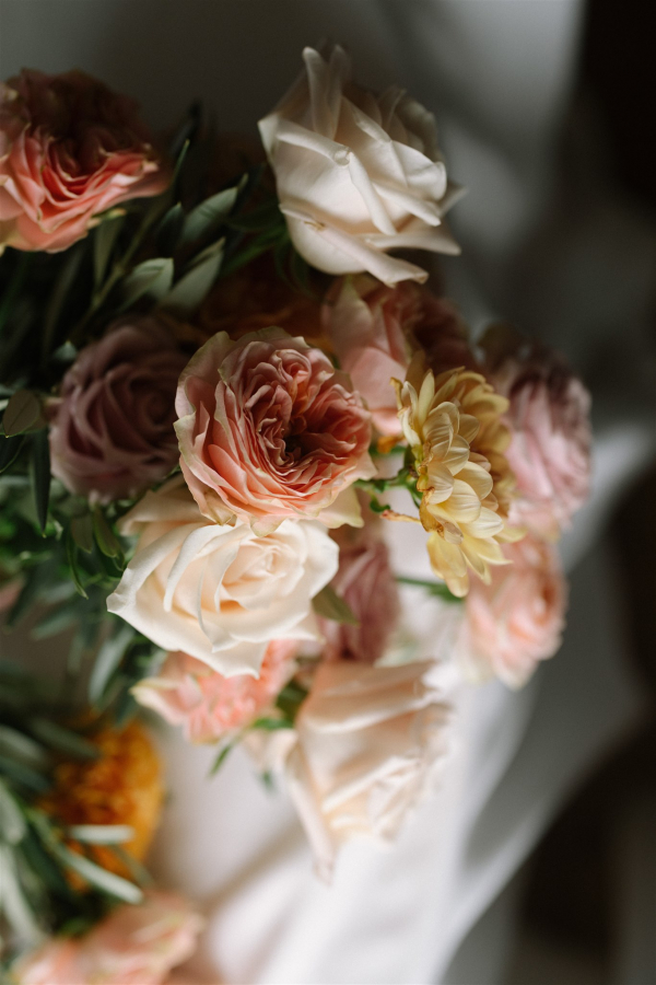 A Minimalistic Fall Wedding at La Baronia