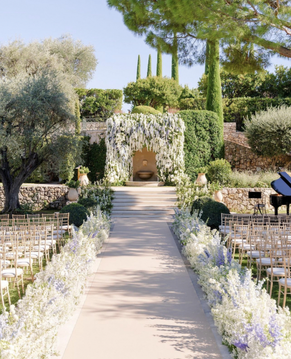 9 Best Wedding Planners in France | French Wedding Planning Companies | TOP Luxury Bridal Agencies