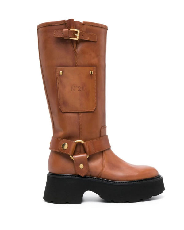 Trendy Women Black Motorcycle Boots for Fall | Biker Boots Style Guide