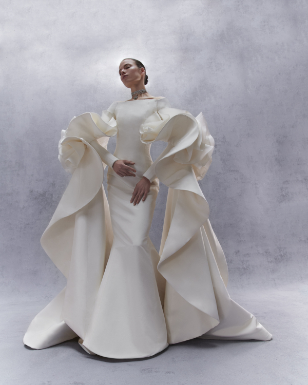 Best Wedding Dresses for Broad Shoulders | Bridal Gown Styles, Outfits for Wide Shoulders