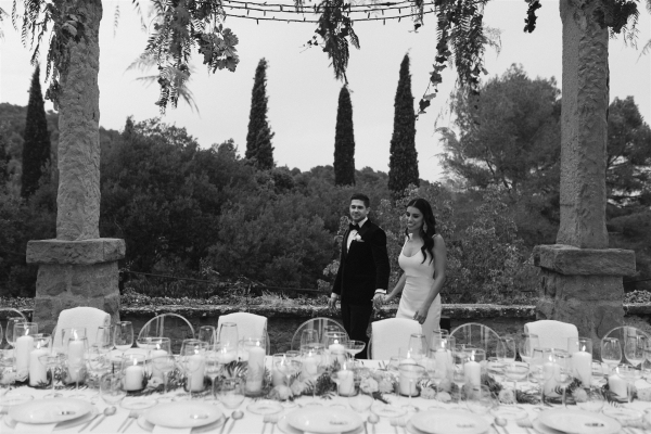 A Minimalistic Fall Wedding at La Baronia