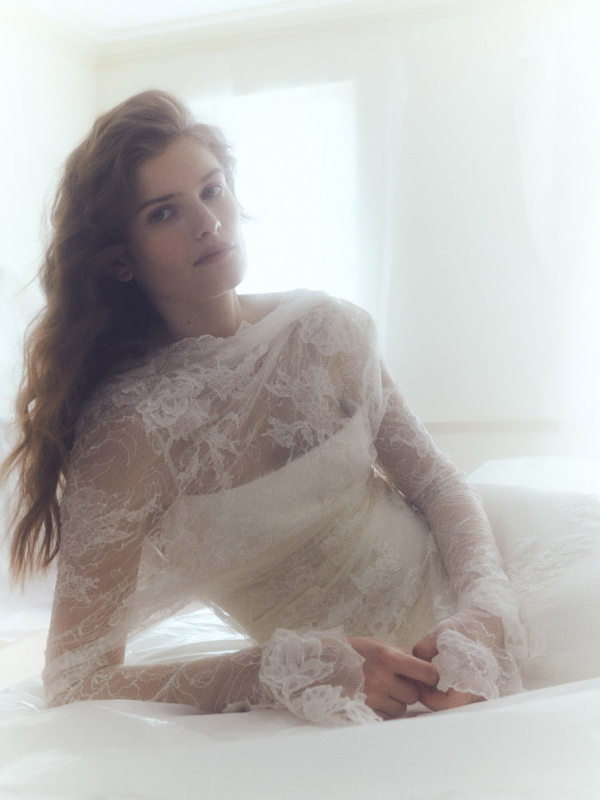 Best Wedding Dresses for Large Bust | Bridal Gowns for Large Breasts