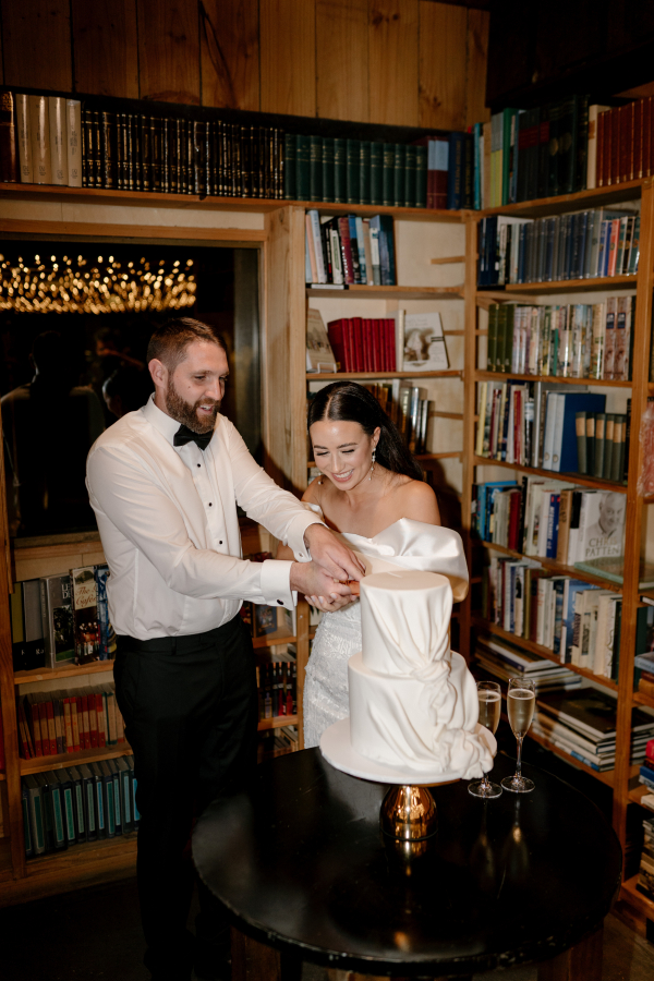 Timeless Elegance and Modern Flair: Charming Bendooley Estate Wedding