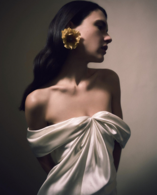 Best Wedding Dresses for Broad Shoulders | Bridal Gown Styles, Outfits for Wide Shoulders