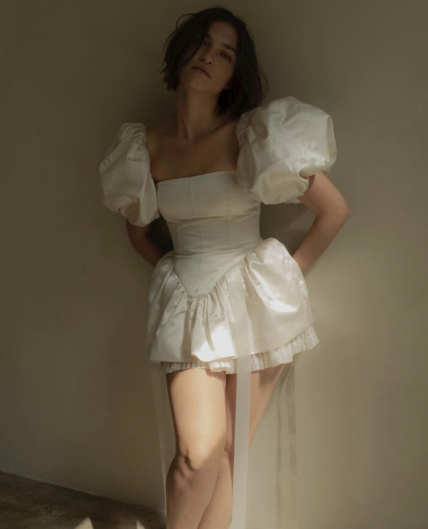 Best Wedding Dresses for Small Bust | Bridal Gowns for Petite Chest | Wedding Outfits