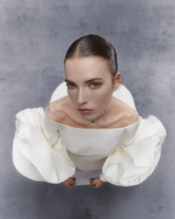 Best Wedding Dresses for Broad Shoulders | Bridal Gown Styles, Outfits for Wide Shoulders