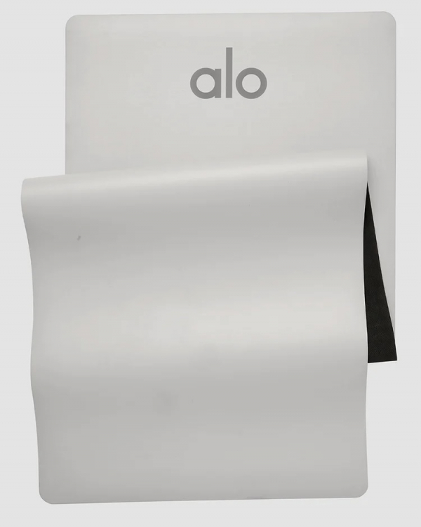 50 Christmas Gifts Ideas for Her 2023 | Unique, Luxury, Cutest & Romantic Gifts for Girlfriend