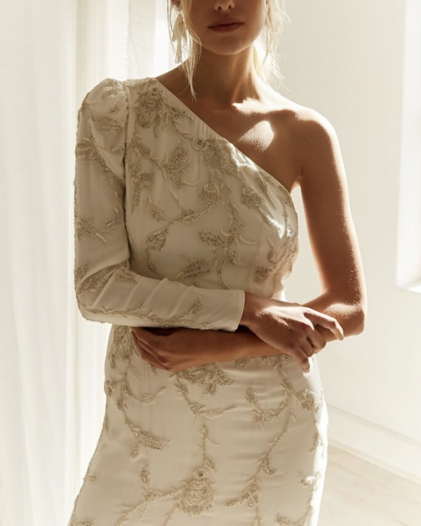 Best Wedding Dresses for Large Bust | Bridal Gowns for Large Breasts