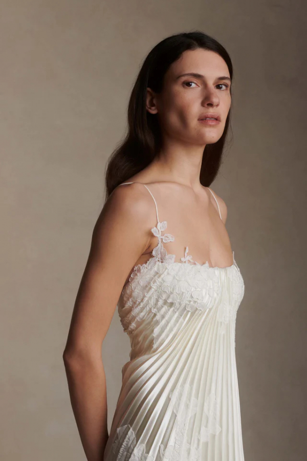 Wedding Dress Styles for Athletic Build