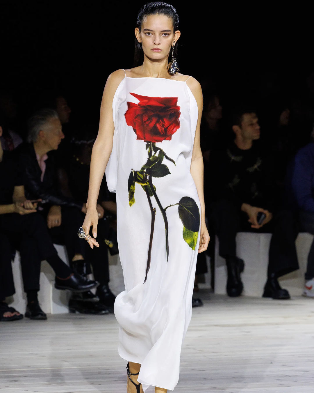 Paris Fashion Week: the best of the womenswear ready-to-wear spring/summer  2024 shows including highlights from Dior, Chanel, Louis Vuitton, Saint  Laurent and Balenciaga