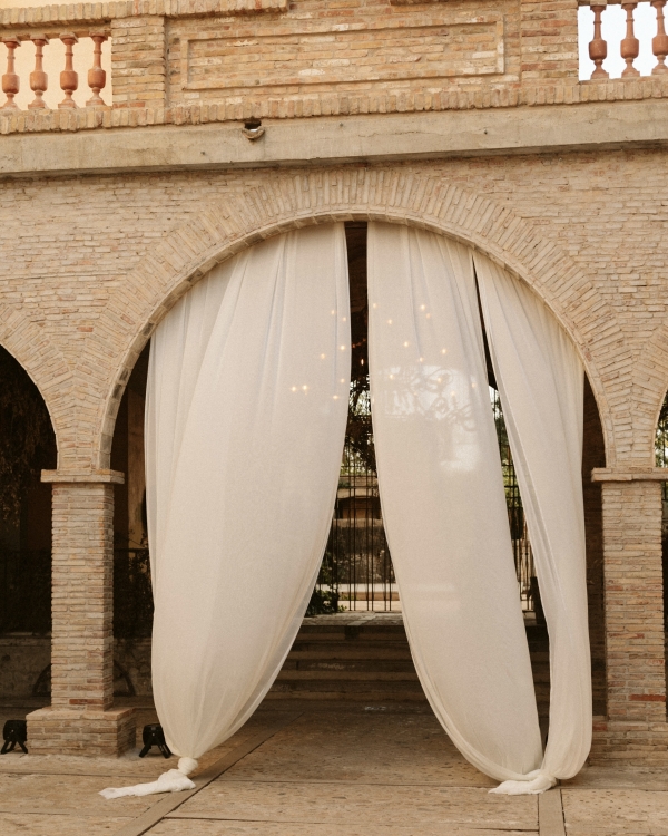 An Elegant Barcelona Wedding with Minimalist Charm