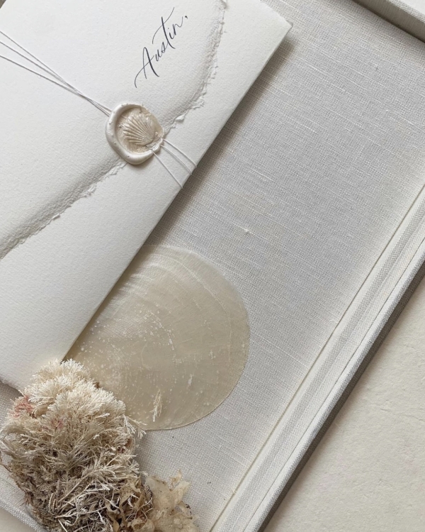 40 Wedding Invitation Ideas with Wax Seals
