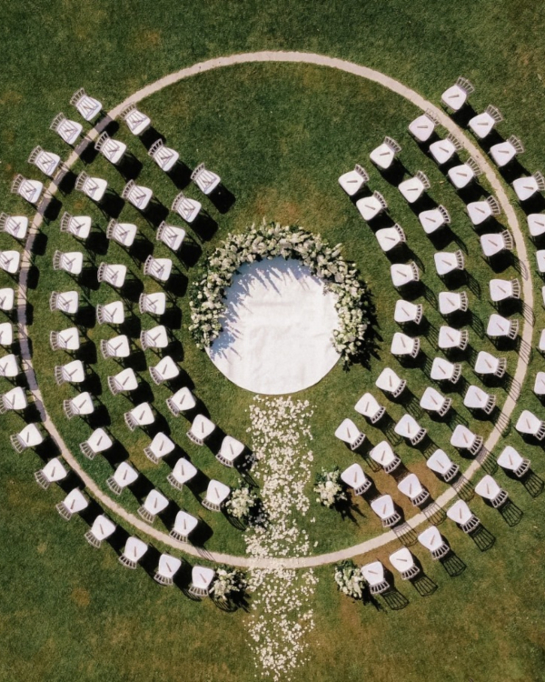 30 Fresh Ideas for Unique Aisle and Ceremony Seating