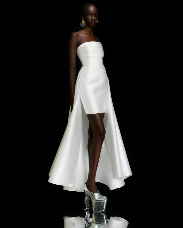 30 Trendy Bridal Dresses Under $1,000