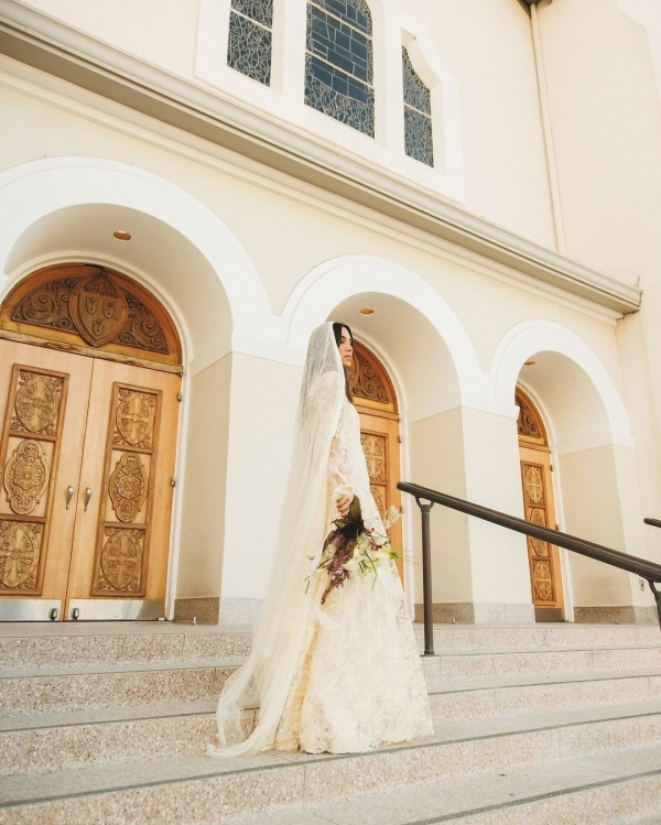 Influencer Tania Sarin Shares Never-Before-Seen Wedding Ceremony Photos