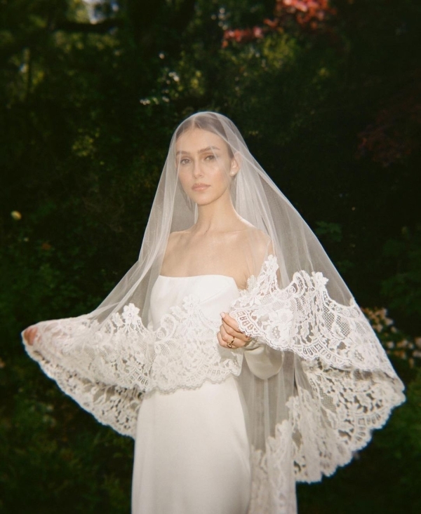 15 Best Wedding Photographers in Canada | Canadian Professional Photography | TOP Luxury Bridal Photographers