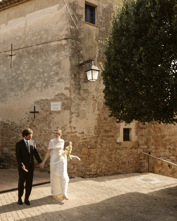 An Elegant Barcelona Wedding with Minimalist Charm