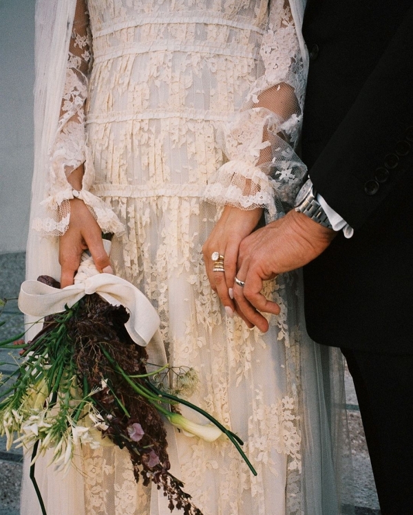 Influencer Tania Sarin Shares Never-Before-Seen Wedding Ceremony Photos