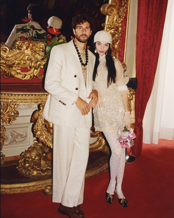 Supermodel Mariacarla Boscono & Olympic Athlete Claudio Stecchi Marry (Again!) in Intimate Florence Ceremony