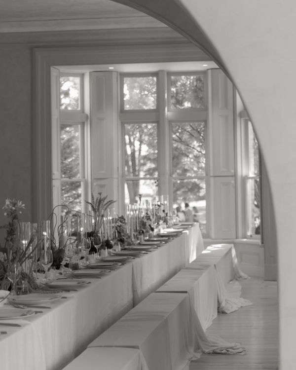 20 Bench Seating Ideas for Your Wedding