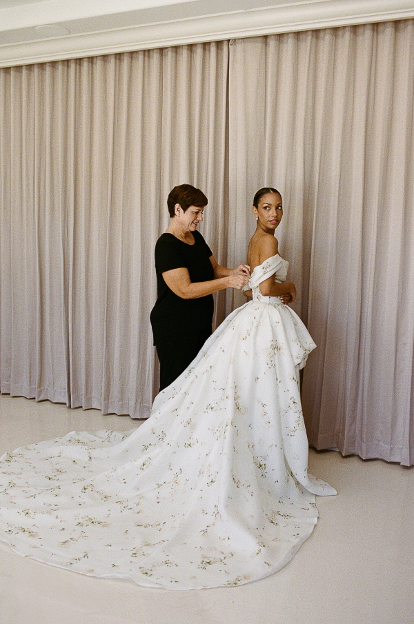 Jamie Foxx’s Daughter Corinne Wears Monique Lhuillier as She Marries in California