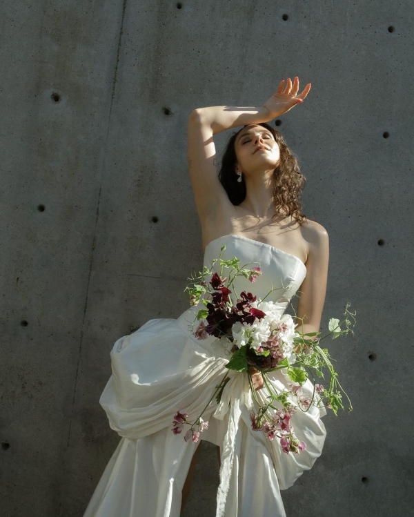 15 Best Wedding Photographers in Canada | Canadian Professional Photography | TOP Luxury Bridal Photographers