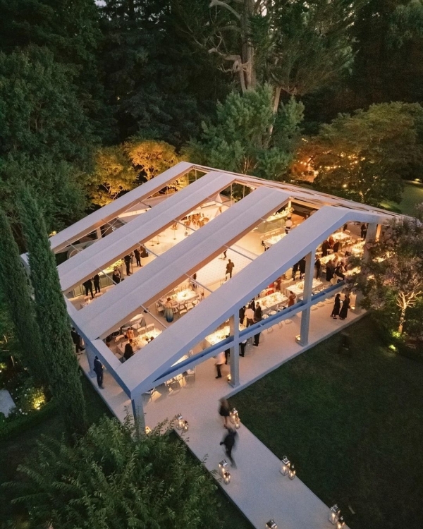 15 Best Wedding Photographers in Canada | Canadian Professional Photography | TOP Luxury Bridal Photographers