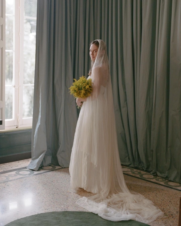 15 Best Wedding Photographers in Canada | Canadian Professional Photography | TOP Luxury Bridal Photographers