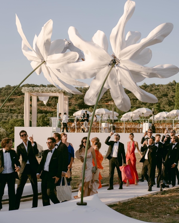 Photographers Maddy Christina