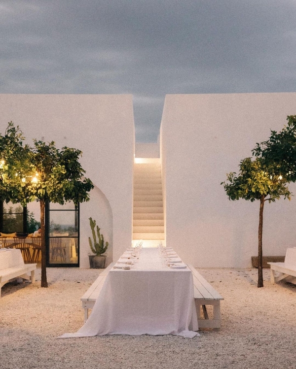 20 Bench Seating Ideas for Your Wedding