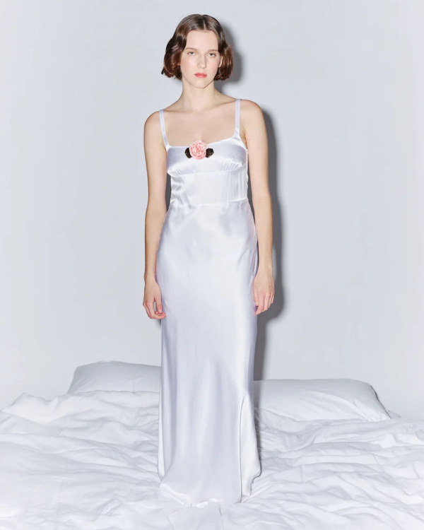 30 Trendy Bridal Dresses Under $1,000