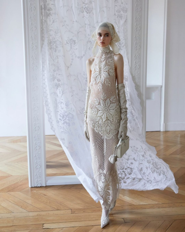 70 Looks from the SS25 RTW Runways for the Fashion Bride