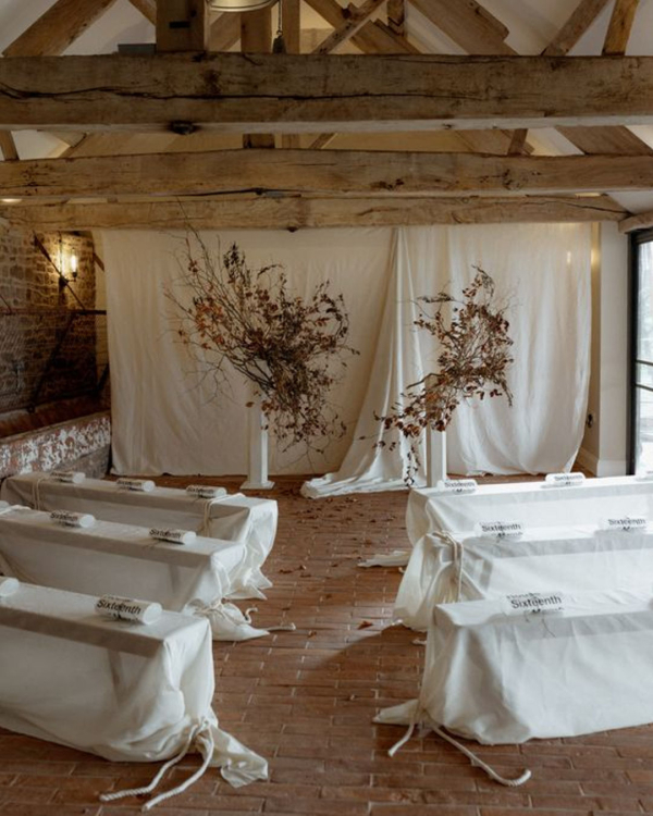 20 Bench Seating Ideas for Your Wedding