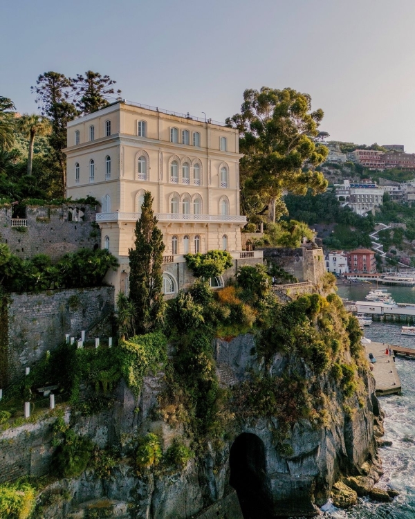 Villa Astor - the Perfect Venue for Your Italian Wedding