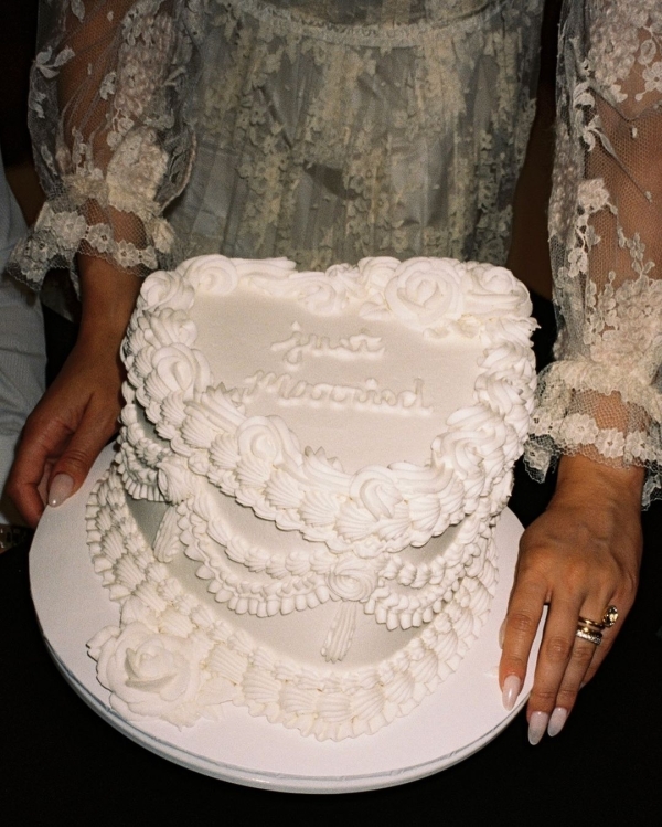 Influencer Tania Sarin Shares Never-Before-Seen Wedding Ceremony Photos