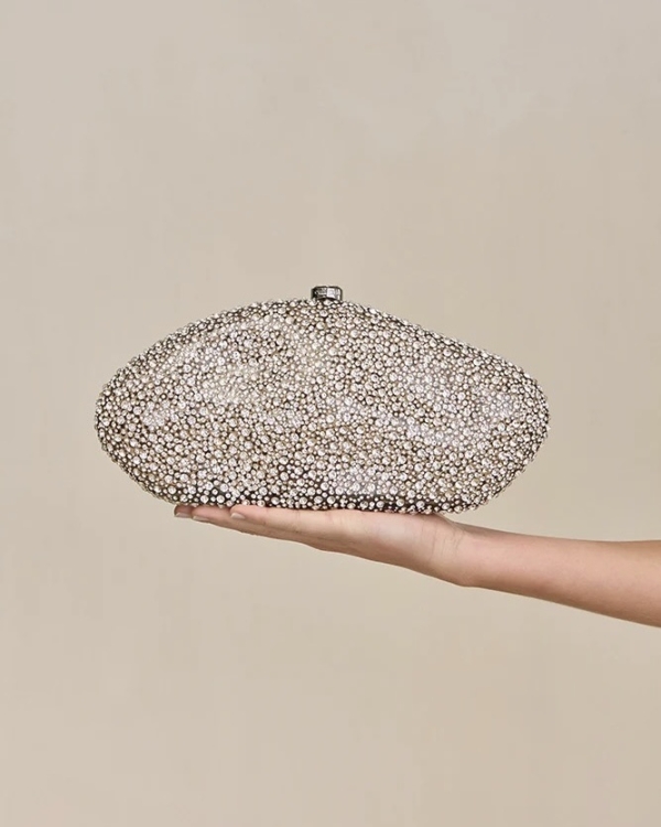 30 Stunning Bridal Clutches for Your Wedding Day Style