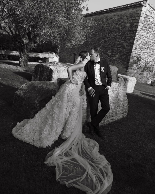 Here’s How to Add High-Fashion Edge to Your Wedding Gallery